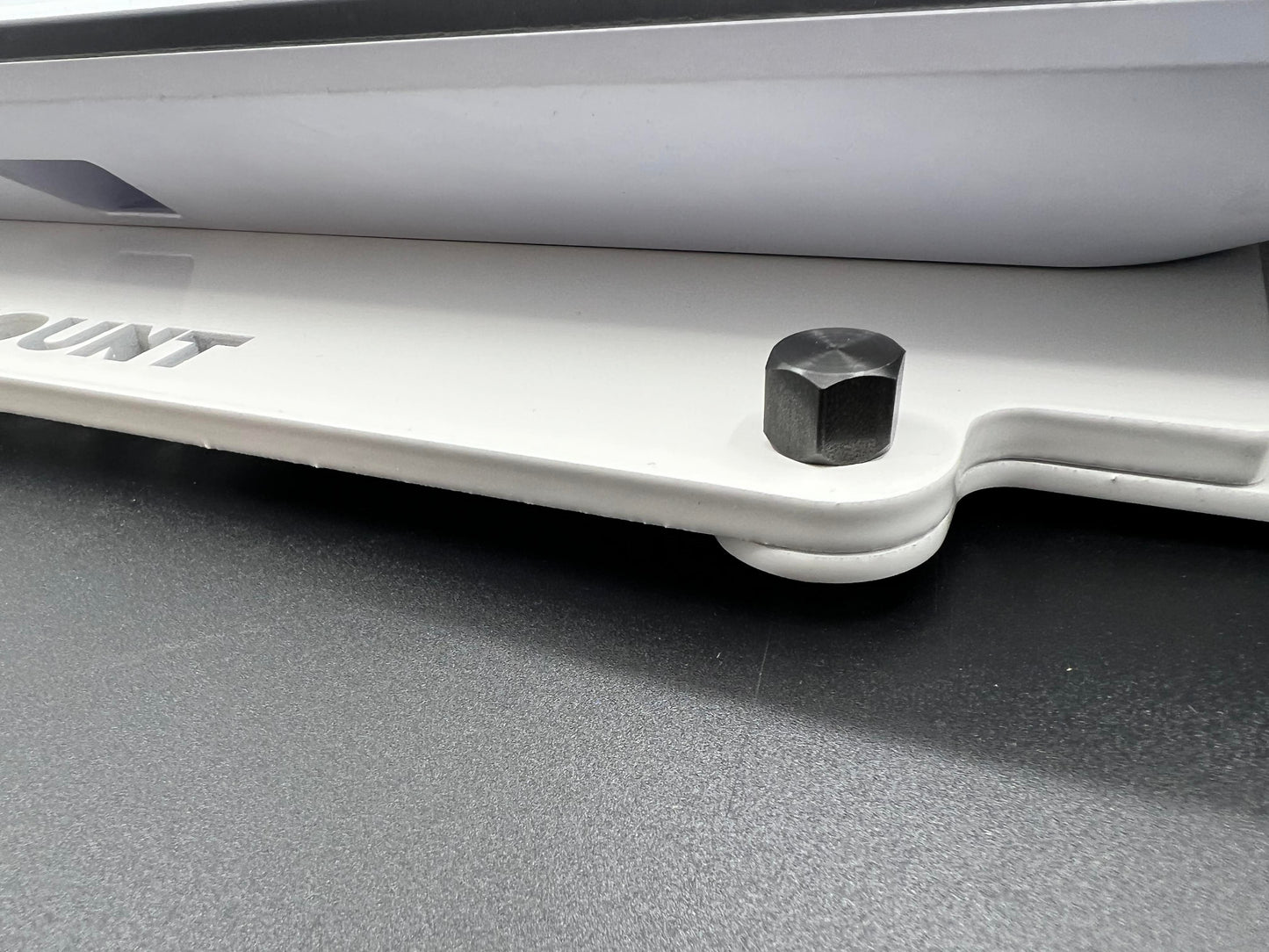 Quick Release Slide Mount for Rectangle Dishy for Flat Mount